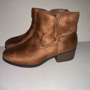 True Craft Java Booties Brown Suede Winter boots Women’s size 11